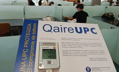 Instal·lació de sondes per monitorar la qualitat de l’aire interior en aules on es faran les PAU a la UPC