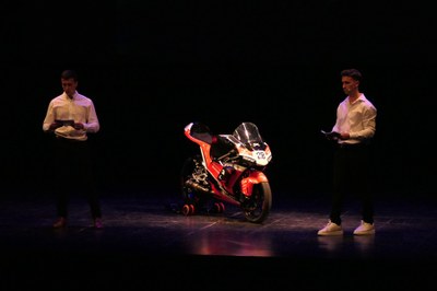 Synergy Racing Team revela el seu nou prototip al Teatre Conservatori de Manresa
