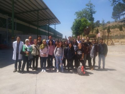 Visita dels estudiants de química a dues indústries papereres