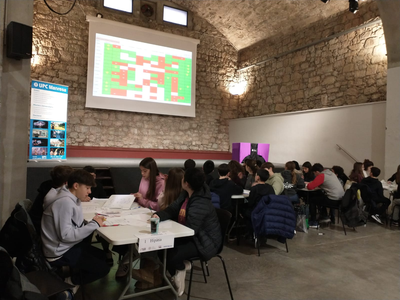 Más de 200 estudiantes de secundaria han competido en Manresa en la XII Copa Cangur de Matemáticas
